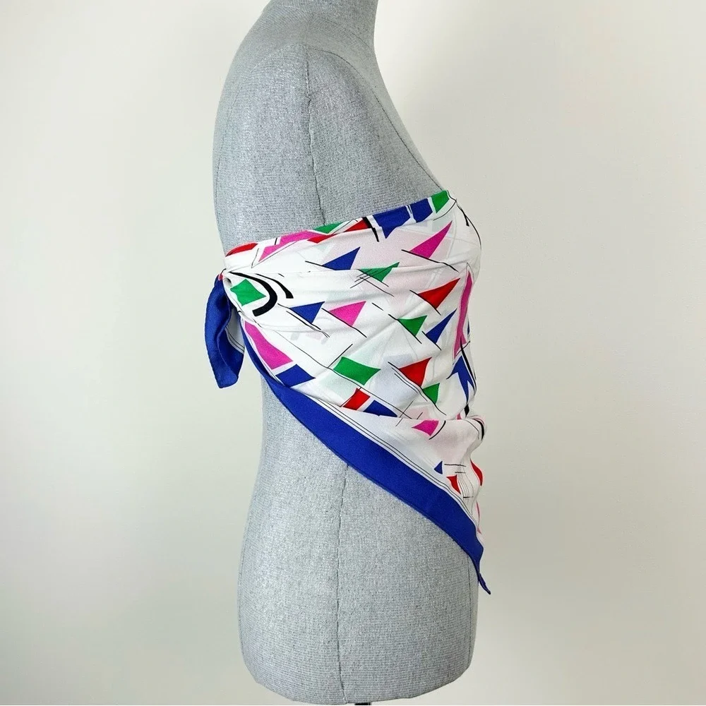Vintage 80s/90s‎ Silky Scarf in Geometric Print